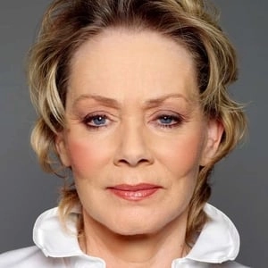 Assistir Jean Smart online grátis no Superfilmes