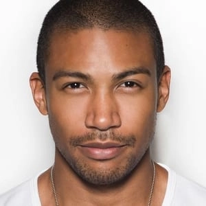 Assistir Charles Michael Davis online grátis no Superfilmes