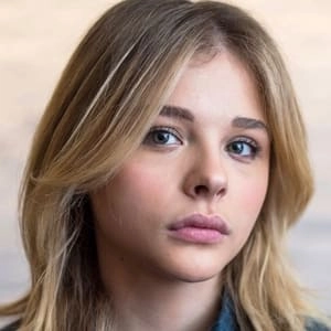 Assistir Chloë Grace Moretz online grátis no Superfilmes