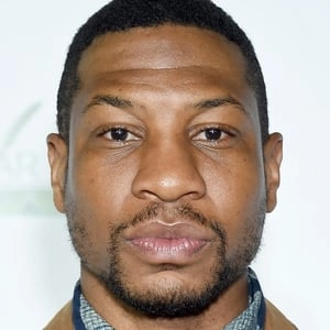 Assistir Jonathan Majors online grátis no Superfilmes