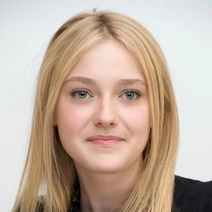 Assistir Dakota Fanning online grátis no Superfilmes